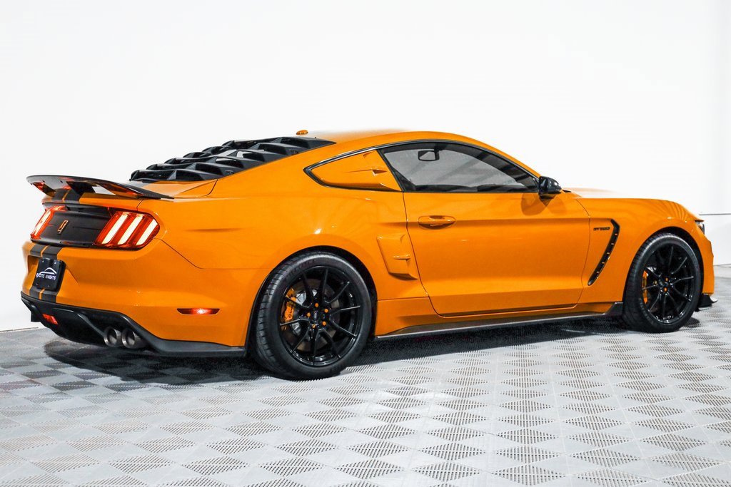 Used 2019 Ford Mustang Shelby GT350 w/ Technology Package image 4