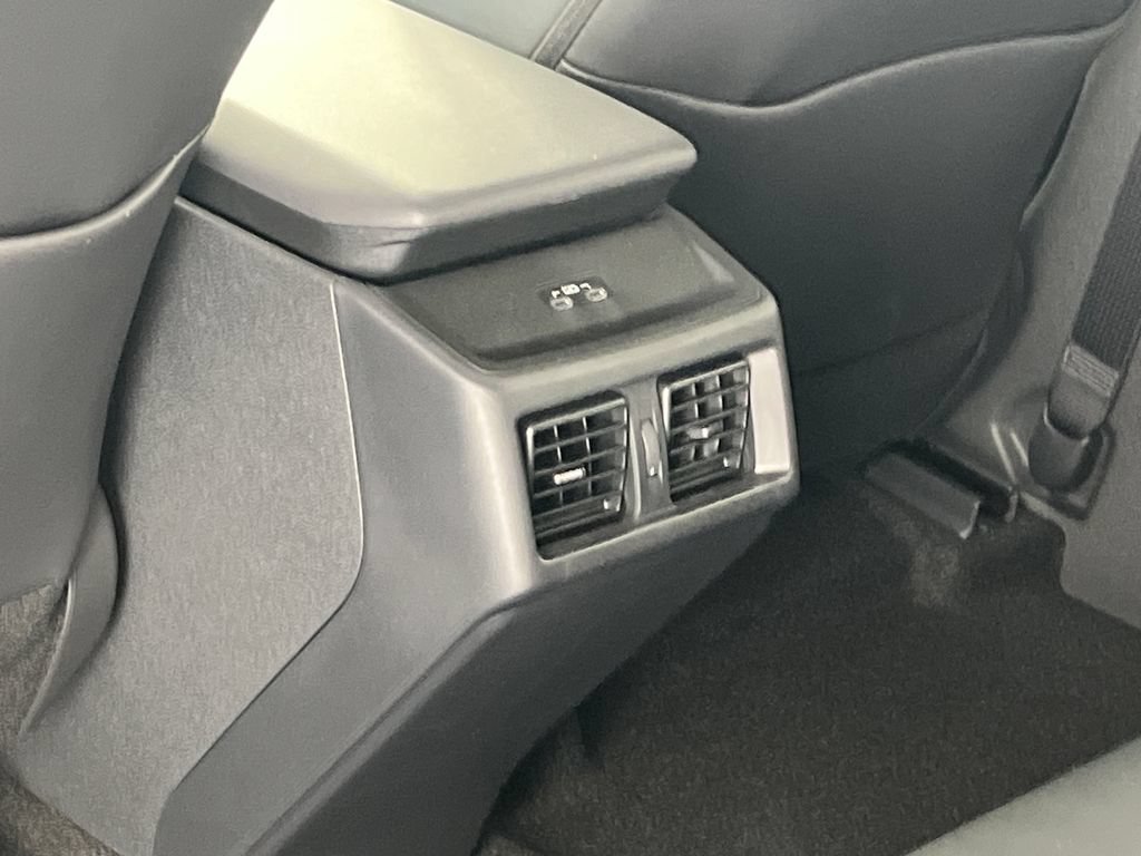 New 2026 Subaru Solterra AWD/4WD image 35