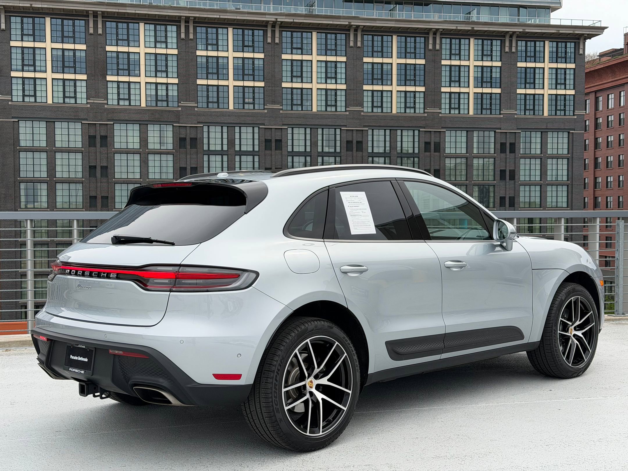 Certified 2026 Porsche Macan image 7