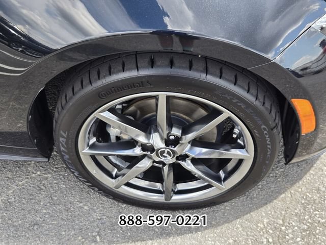 Used 2020 MAZDA MX-5 Miata RF Grand Touring RWD image 18