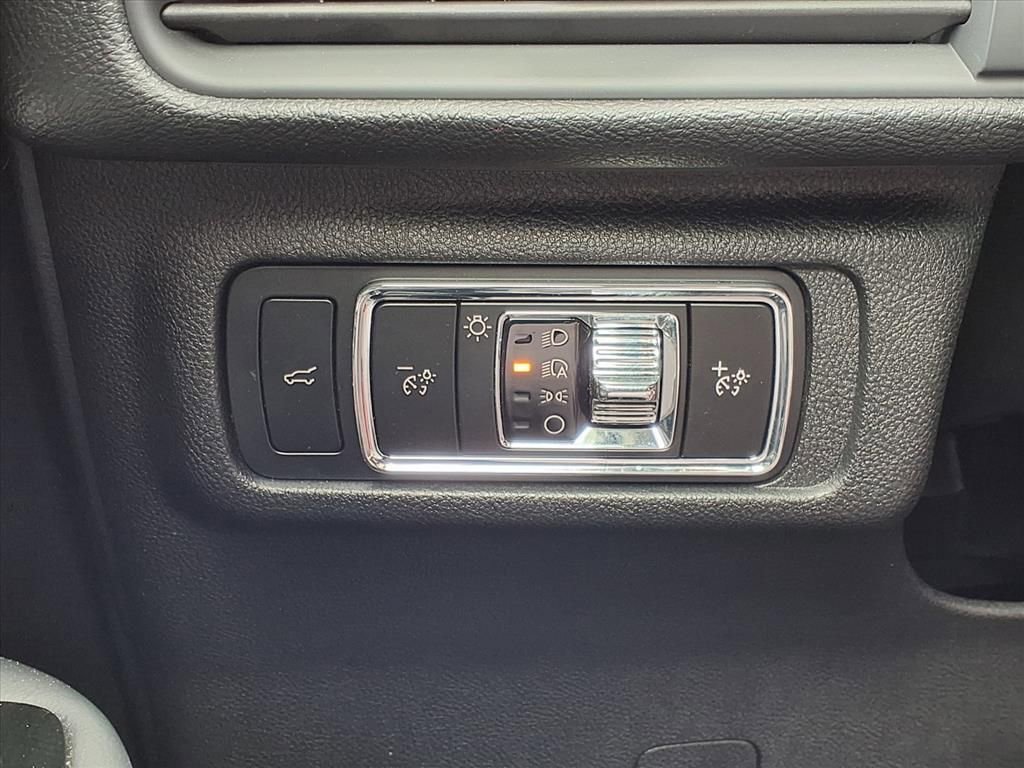 Certified 2024 Lincoln Corsair Reserve FWD image 20