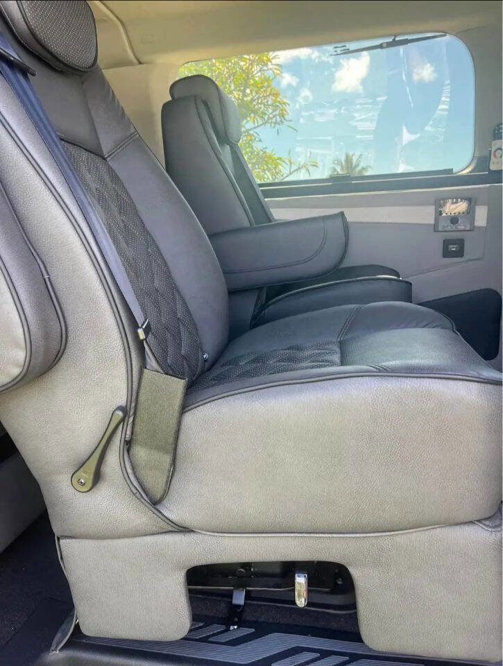 Used 2024 Ford Transit 350 XL w/ Upfitter Package image 10