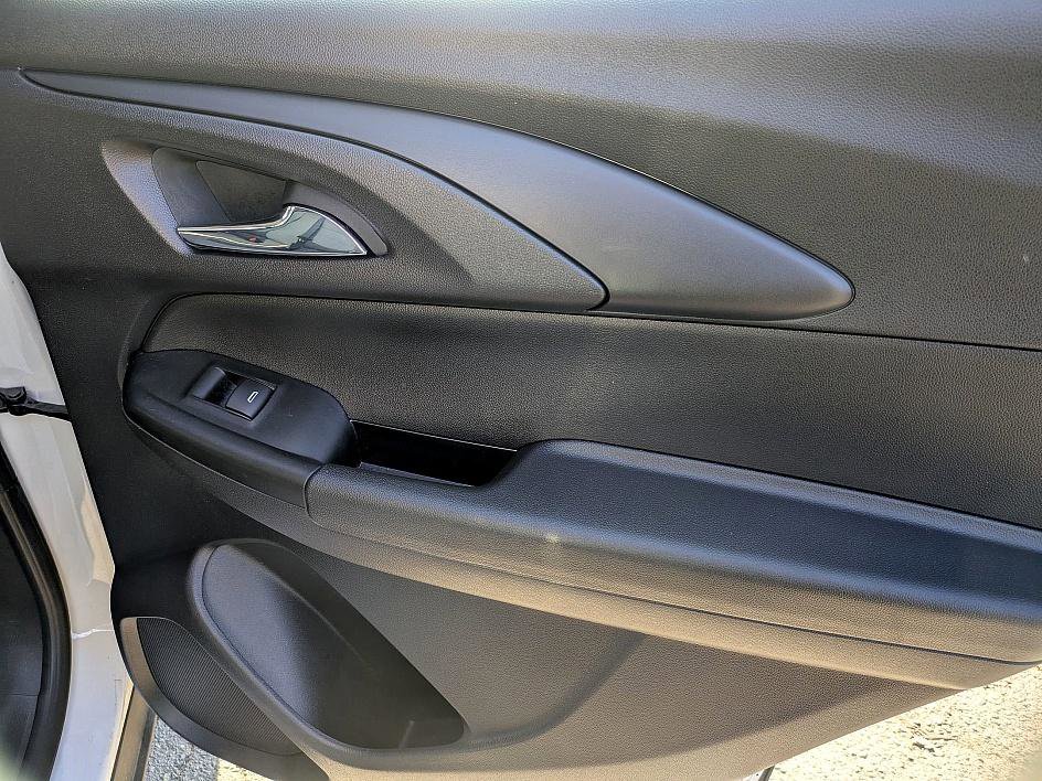 Used 2022 Chevrolet TrailBlazer LS image 29