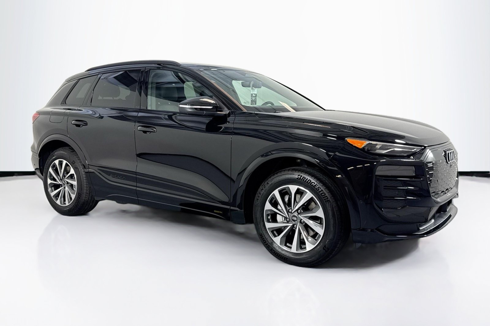 New 2027 Audi Q6 e-tron Premium AWD/4WD image 3
