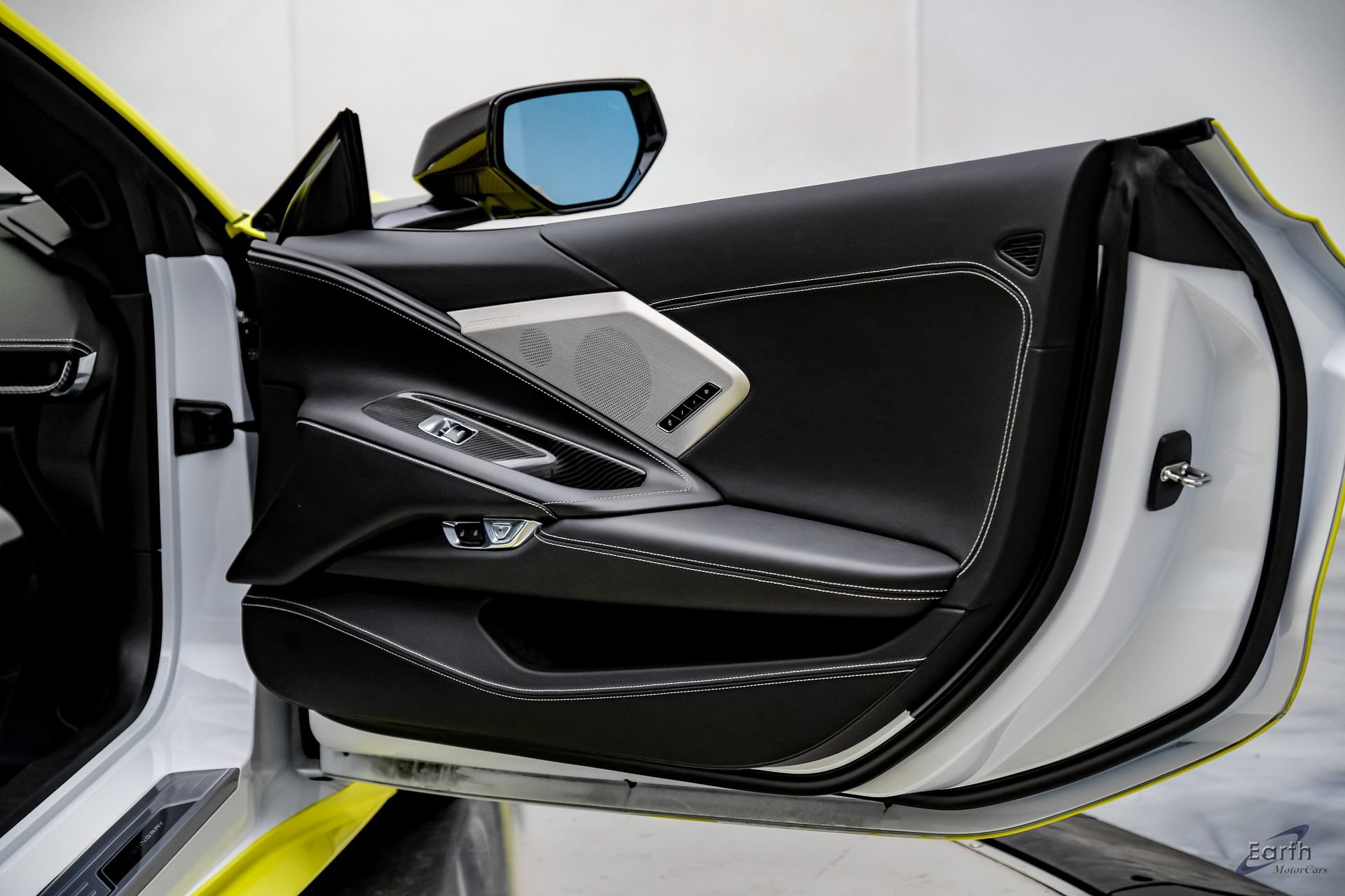 Used 2021 Chevrolet Corvette Stingray Premium Cpe w/ Z51 Performance Package RWD image 86