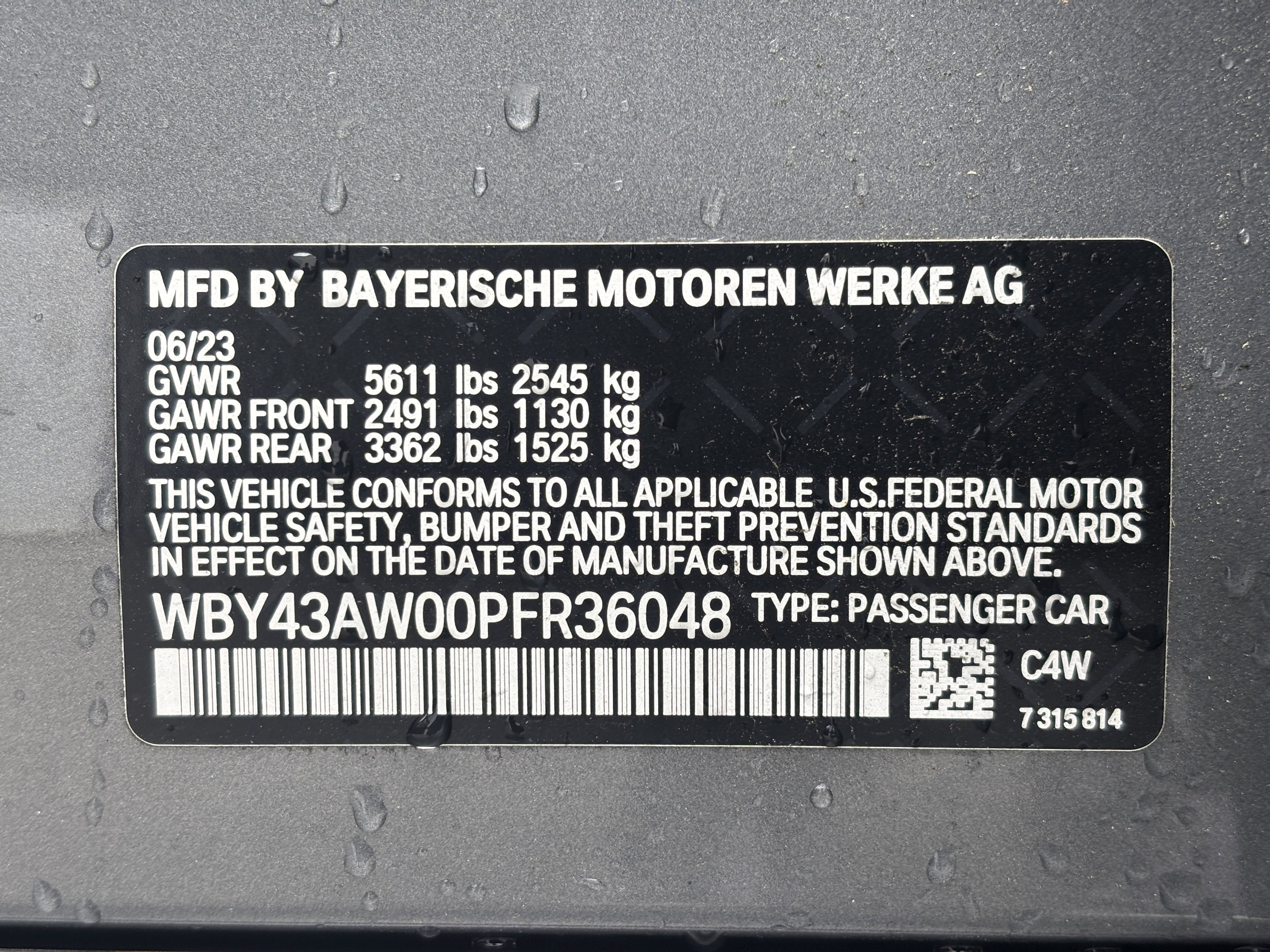 Used 2023 BMW i4 eDrive35 RWD image 11