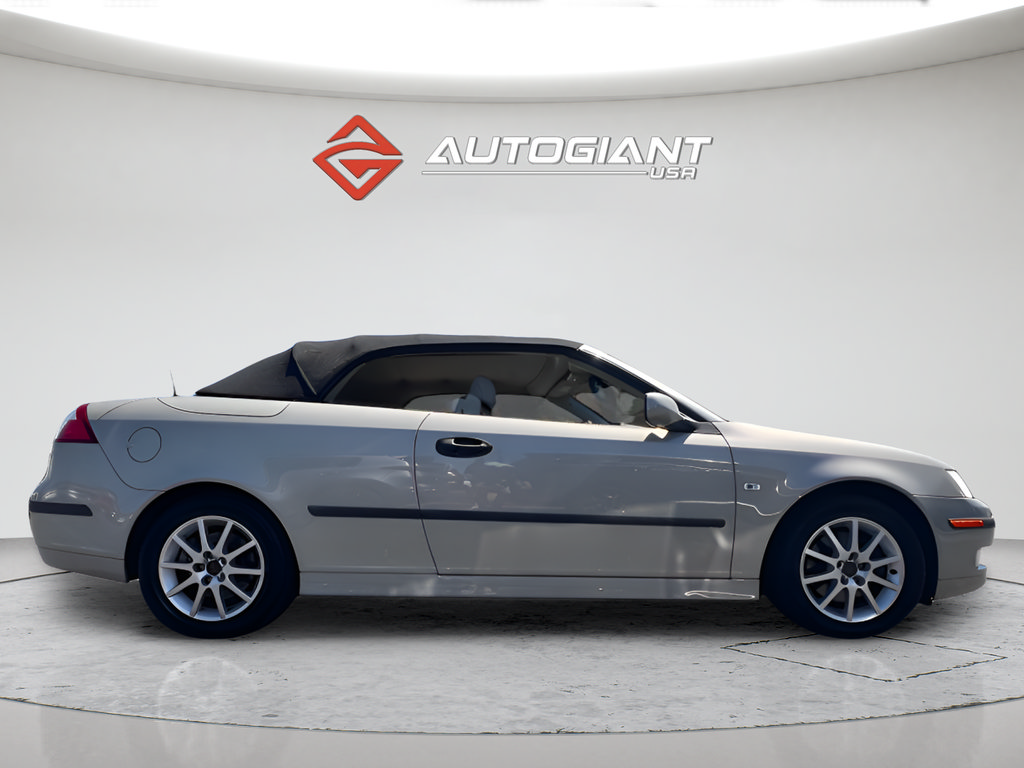 Used 2005 Saab 9-3 Arc FWD image 9