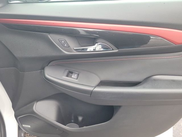 Used 2025 Chevrolet TrailBlazer RS w/ Convenience Package image 19