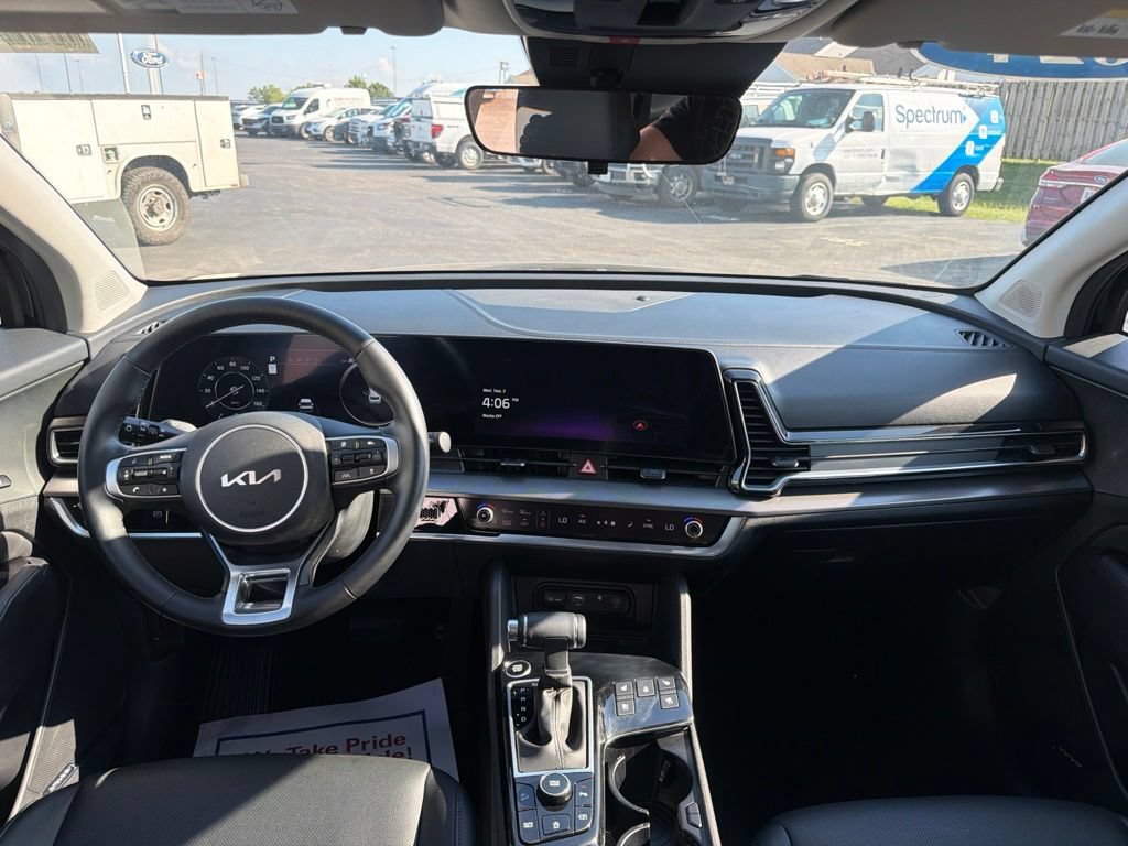 Used 2024 Kia Sportage SX FWD image 18