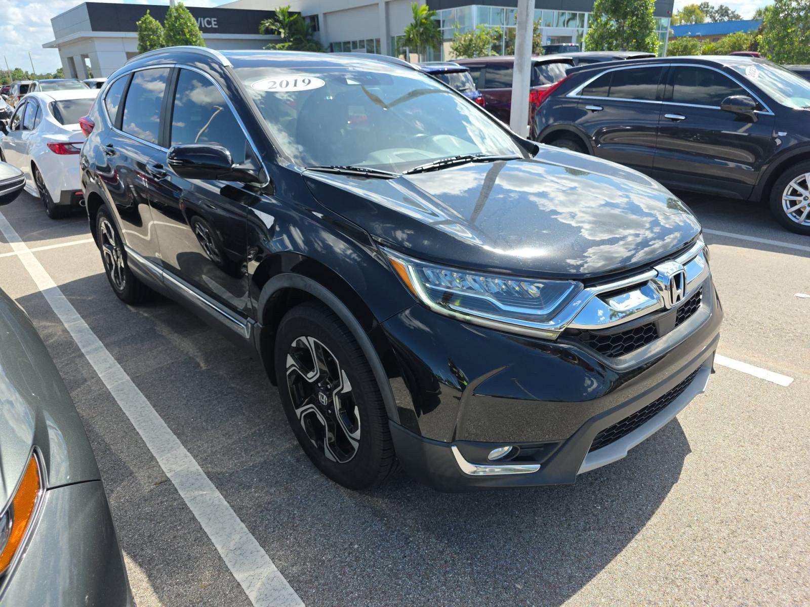Used 2019 Honda CR-V Touring image 4