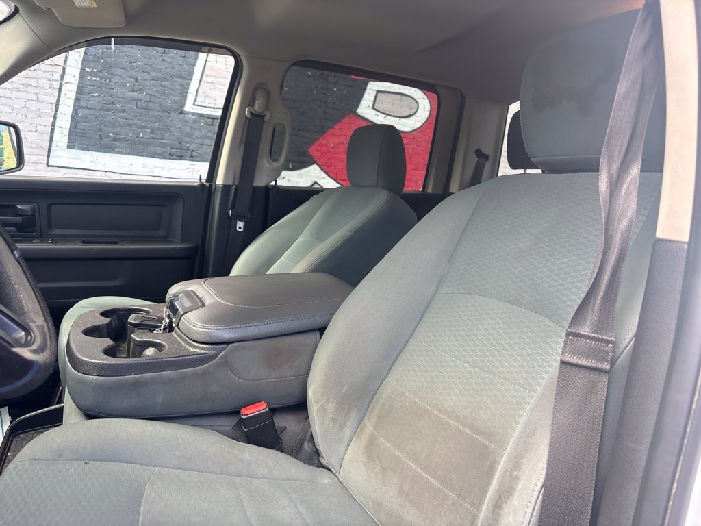 Used 2018 RAM 1500 Express w/ Express Value Package AWD/4WD image 14