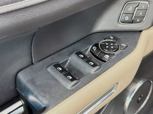 Used 2023 Ford Expedition Limited AWD/4WD image 18