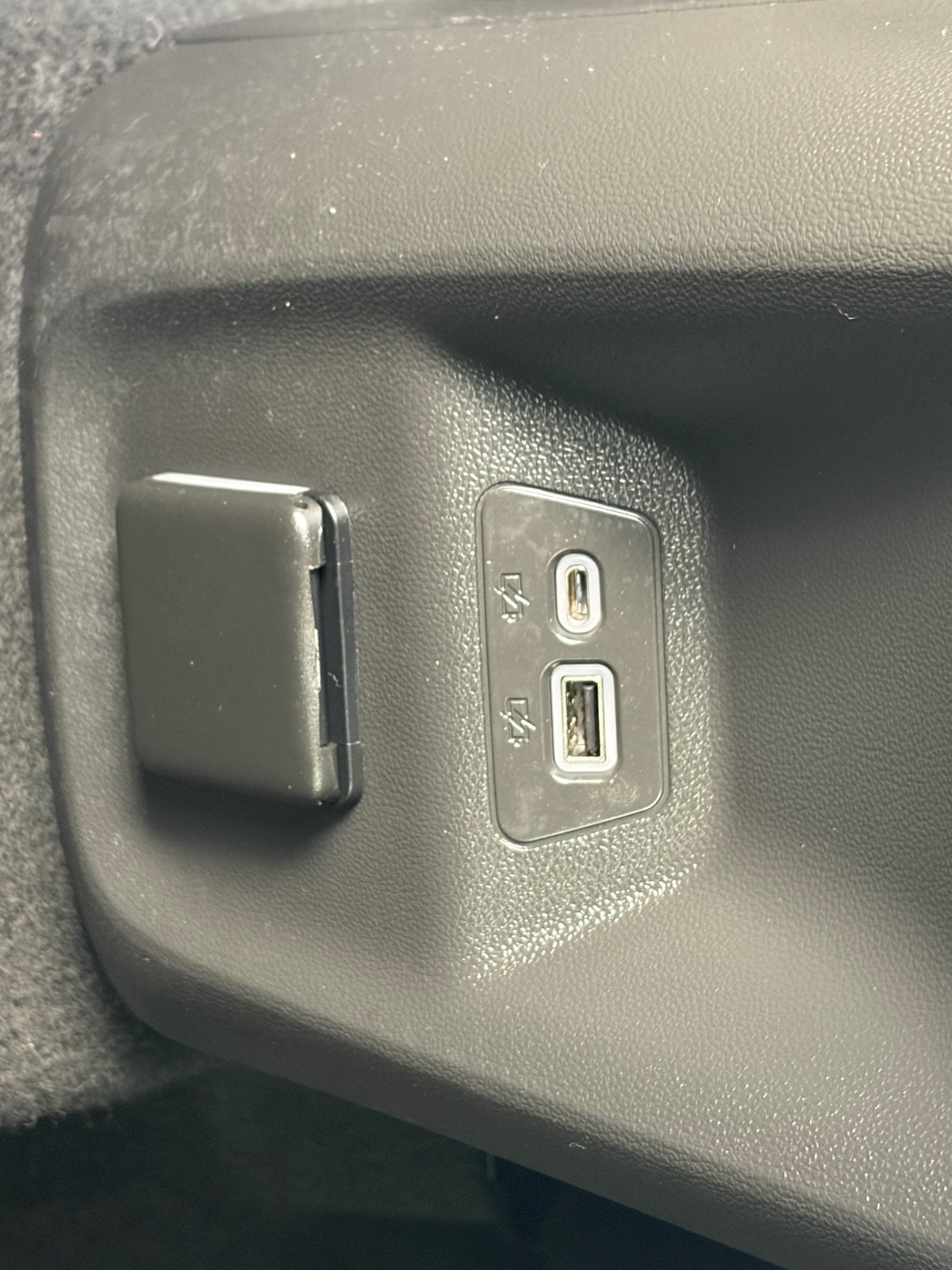 Used 2023 Buick Envision Avenir FWD image 13
