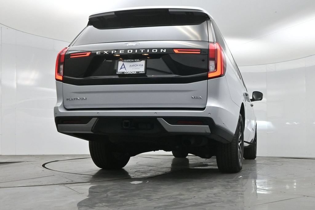 Used 2025 Ford Expedition Max Platinum AWD/4WD image 58