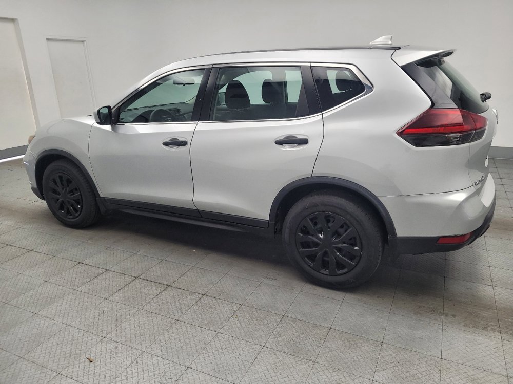 Used 2018 Nissan Rogue S FWD image 3