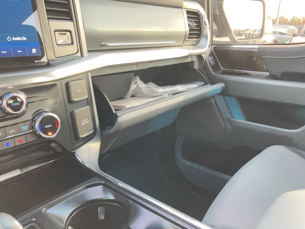 Used 2023 Ford F150 Lariat w/ Max Trailer Tow Package image 25