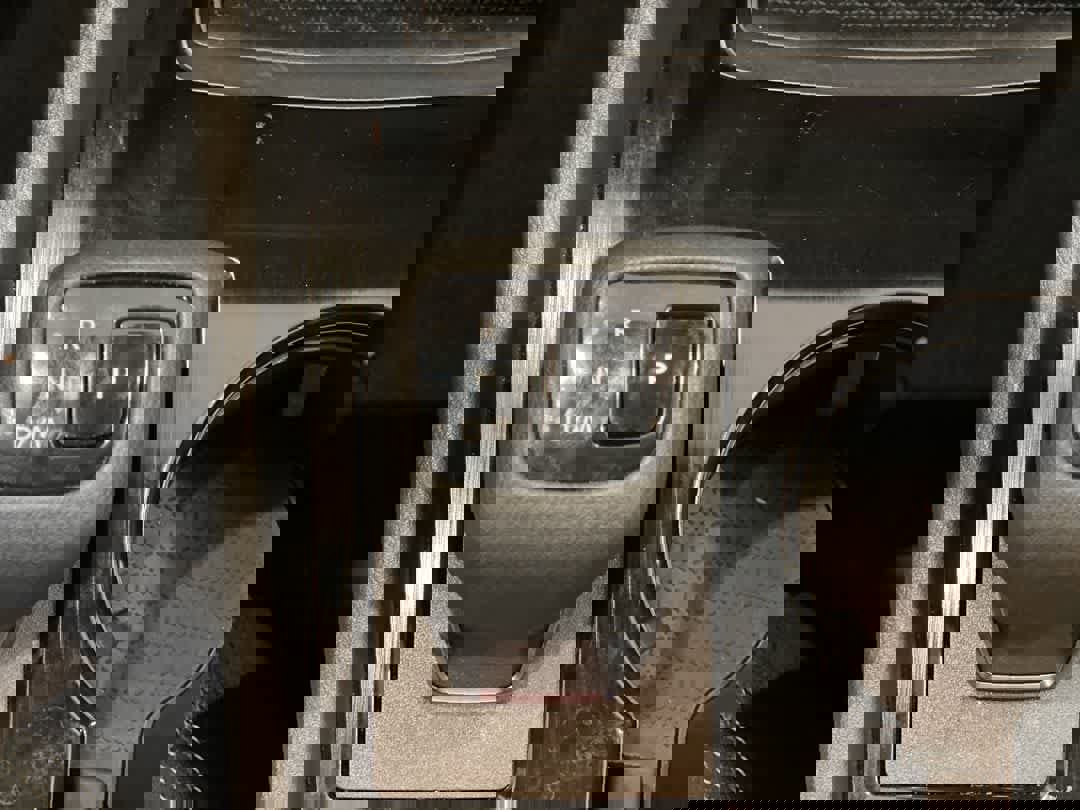 Used 2023 Nissan Rogue SV image 22