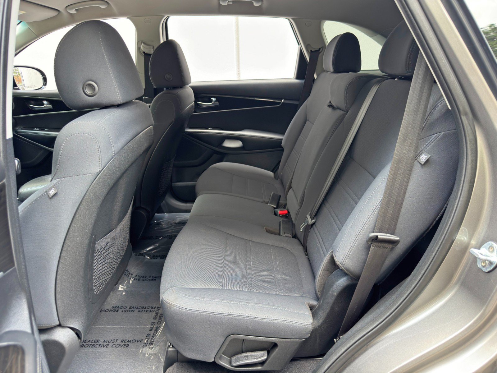 Used 2019 Kia Sorento FWD image 31