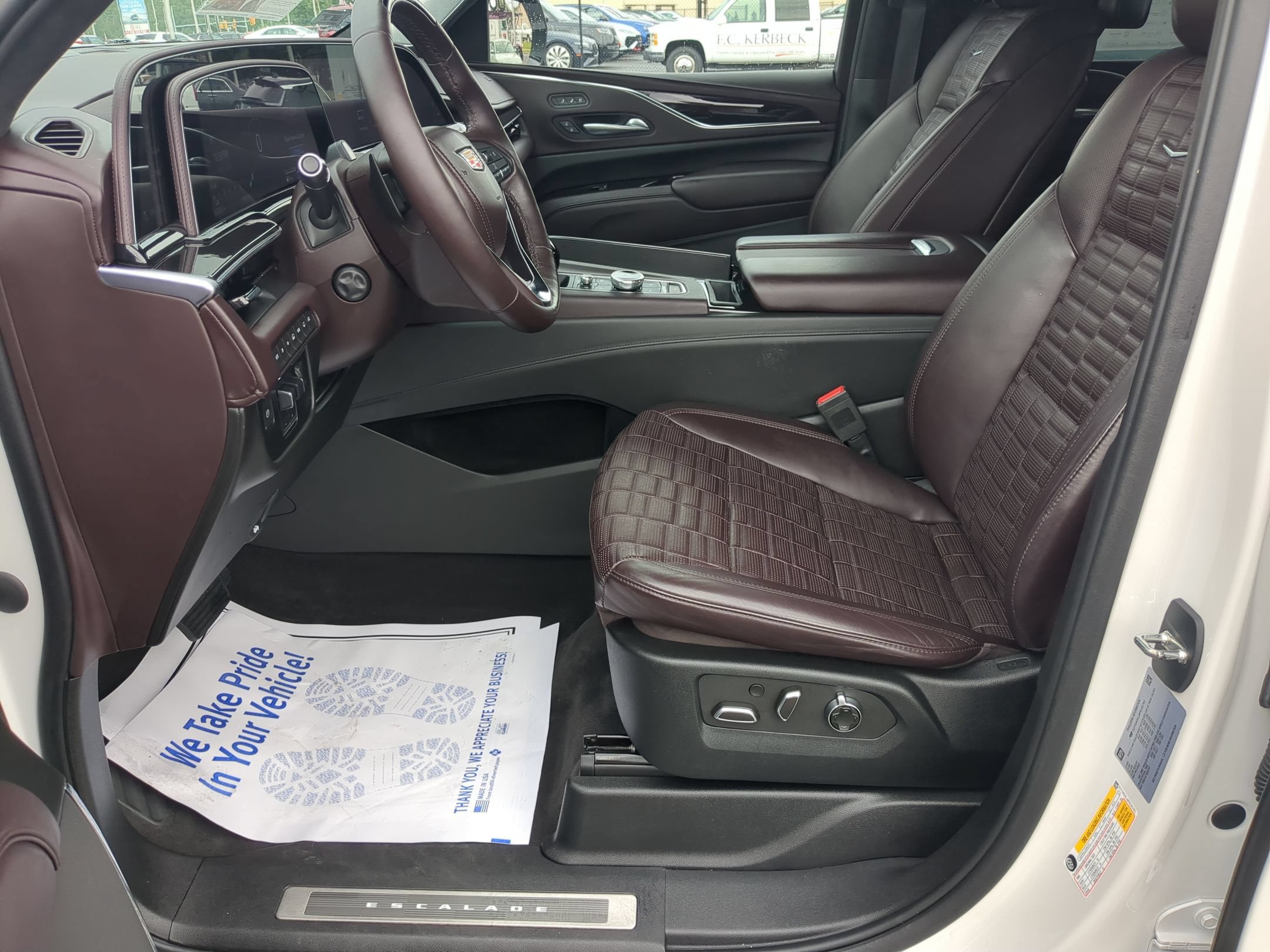 Certified 2023 Cadillac Escalade Sport Platinum AWD/4WD image 18