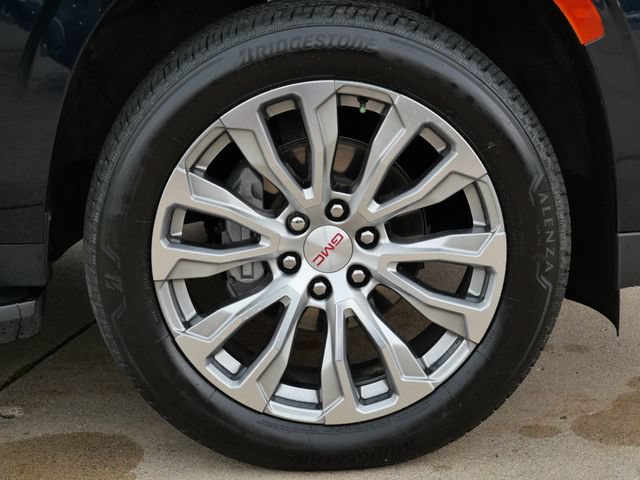 Used 2023 GMC Yukon XL Denali AWD/4WD image 9
