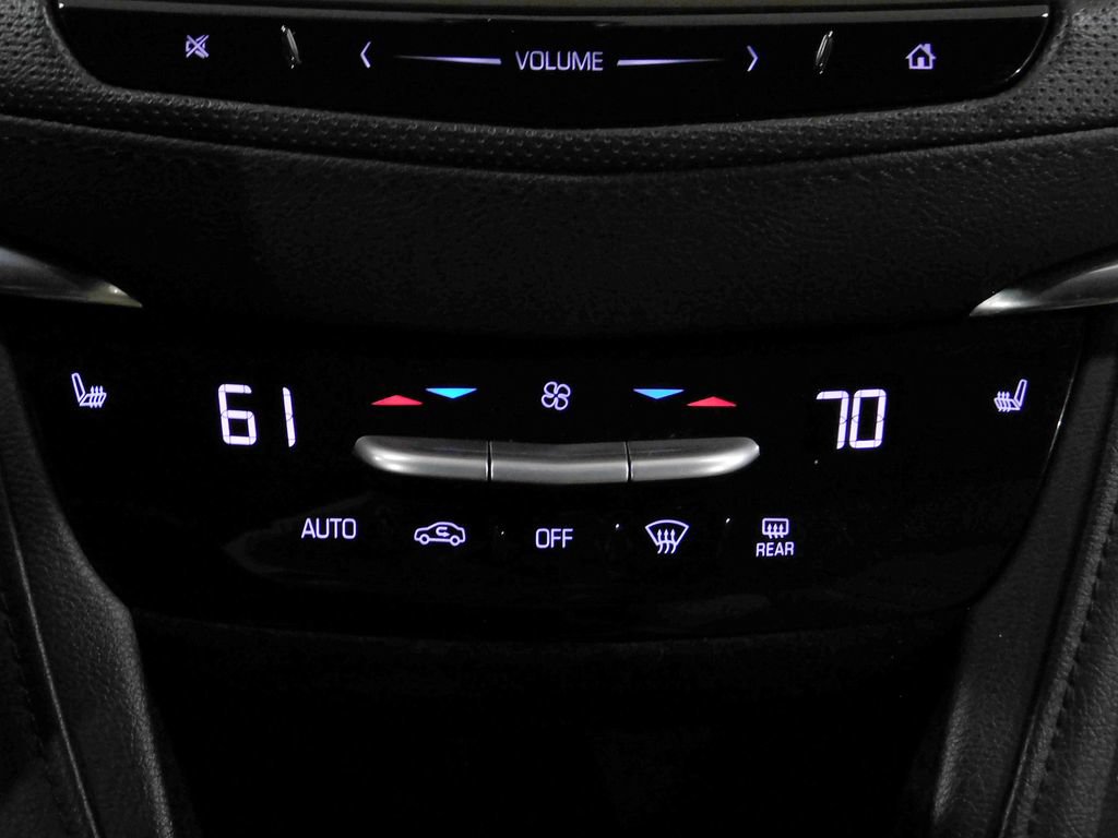 Used 2017 Cadillac XT5 FWD image 36