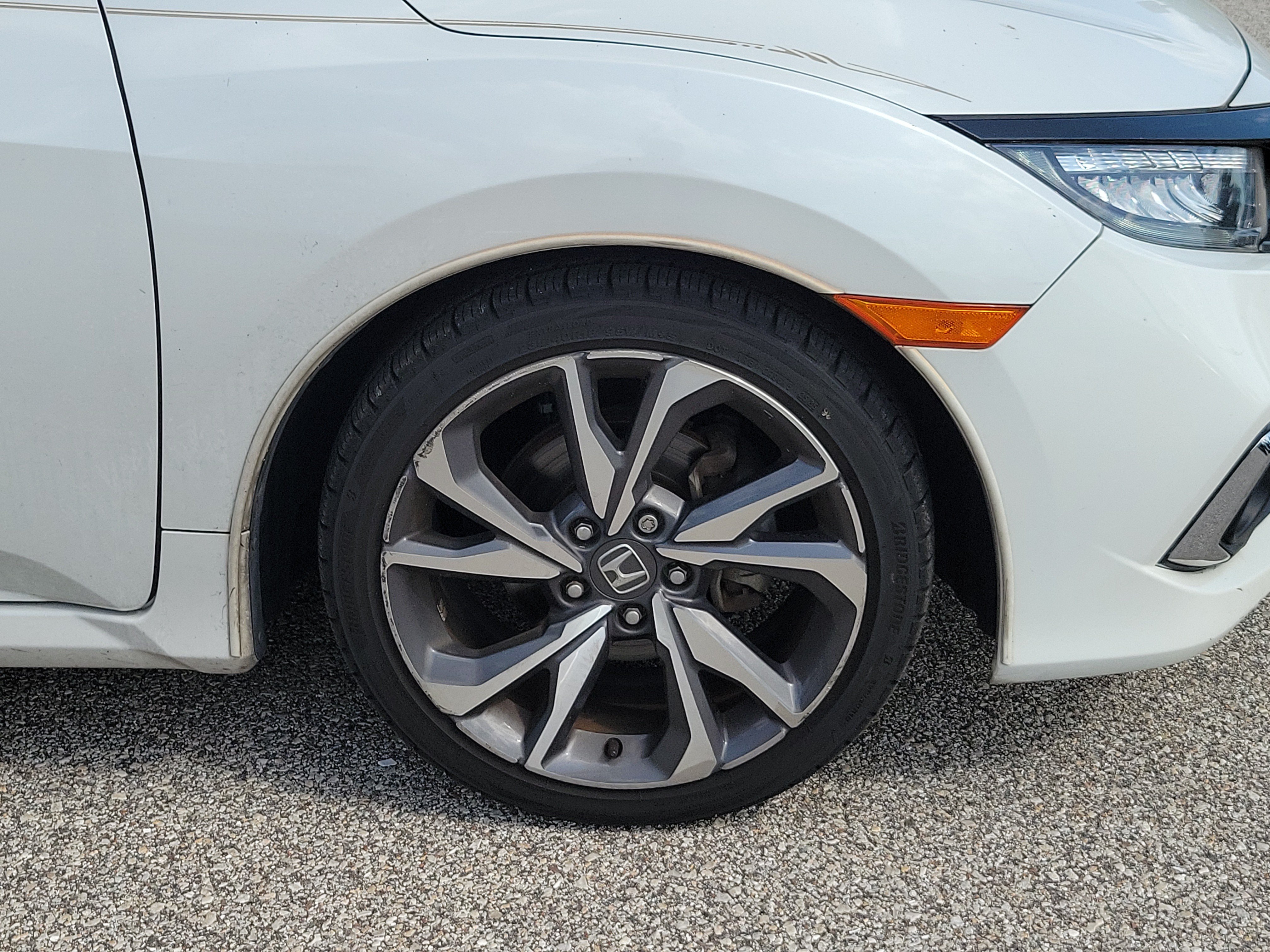 Used 2019 Honda Civic Touring image 7