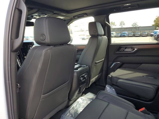 New 2026 GMC Yukon XL Denali w/ Sun & Power Step Package AWD/4WD image 10