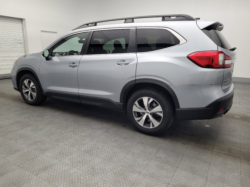 Used 2020 Subaru Ascent Premium w/ Convenience Package image 3