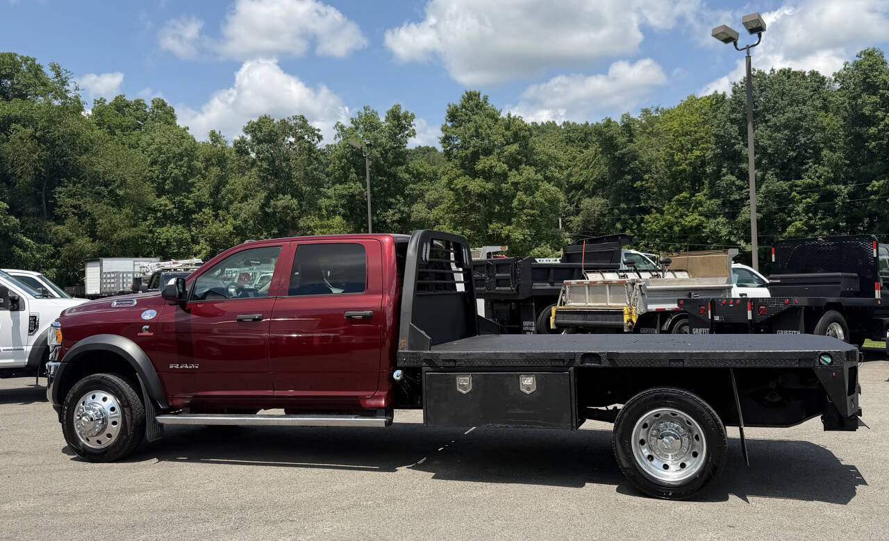 Used 2020 RAM 5500 Tradesman w/ Chrome Appearance Group AWD/4WD image 2