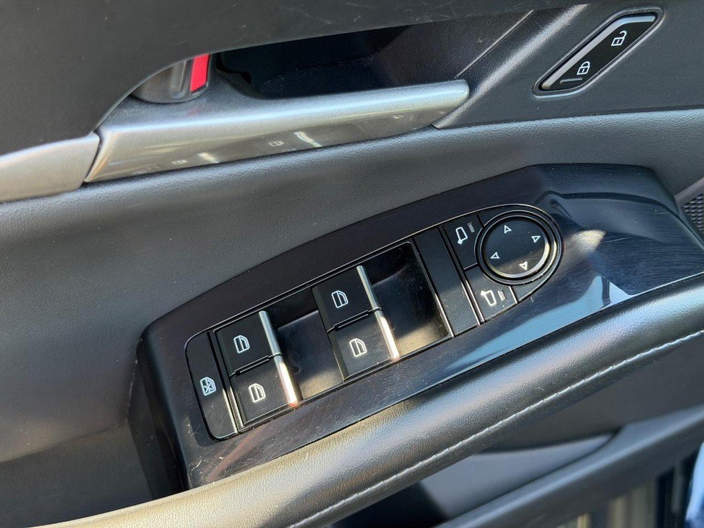 Used 2024 MAZDA CX-30 AWD 2.5 S w/ Select Sport Pkg image 15