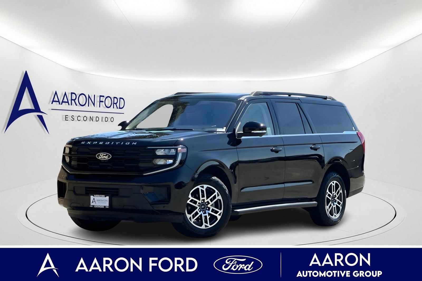 Used 2025 Ford Expedition Max Active AWD/4WD image 1