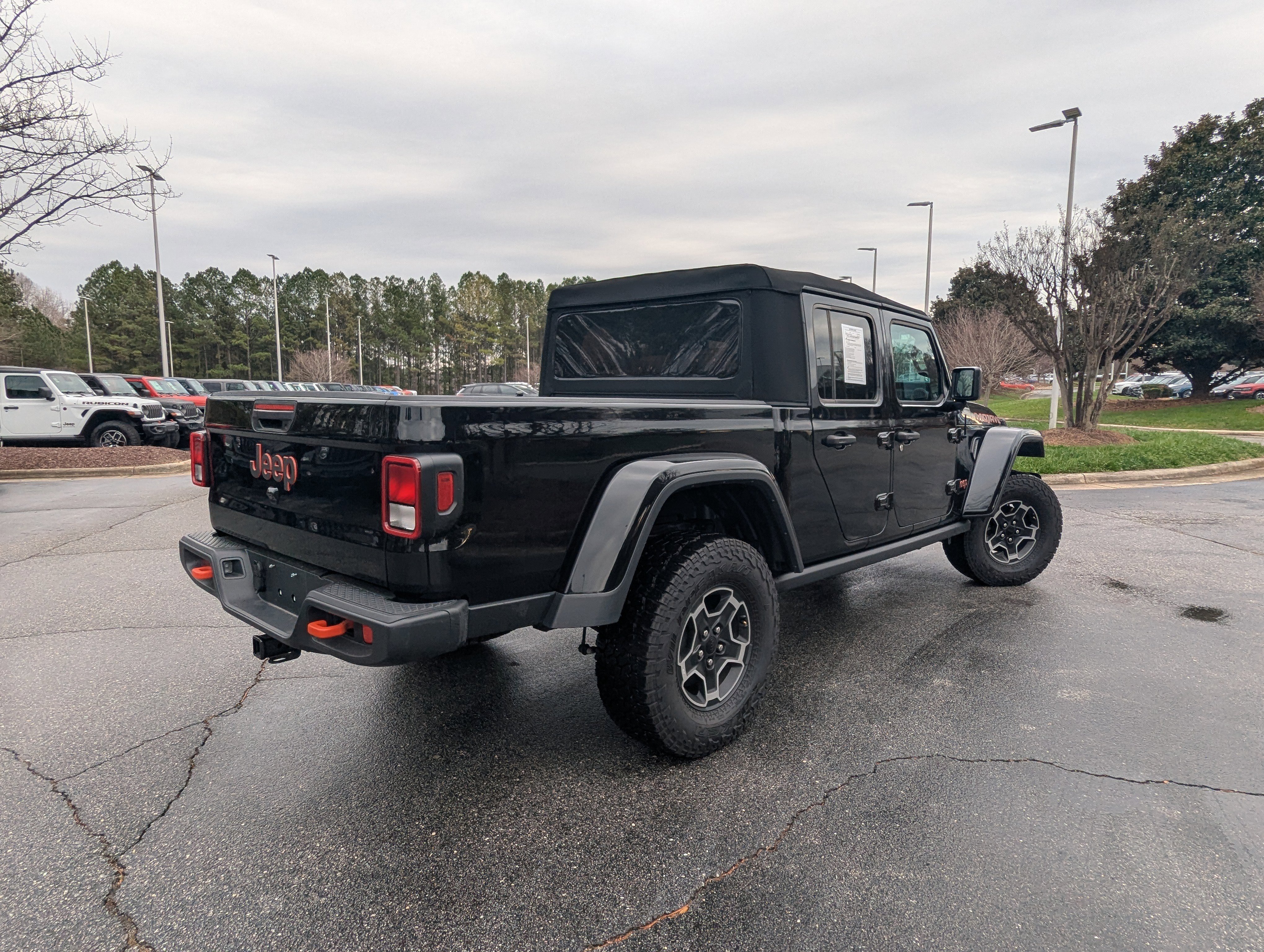 Used 2023 Jeep Gladiator Mojave w/ Cold Weather Group image 5