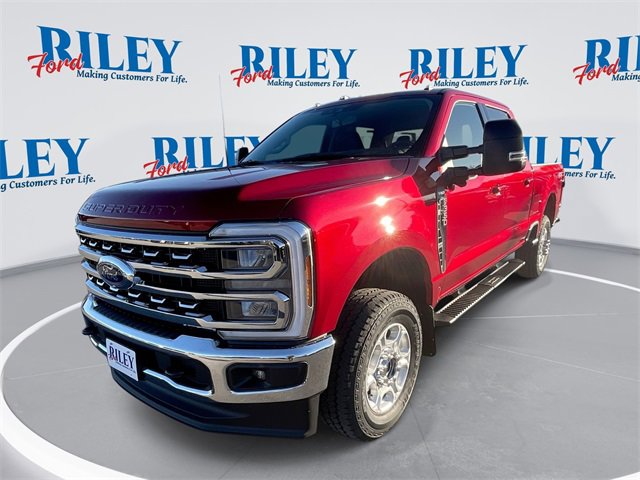 New 2026 Ford F350 XLT image 1