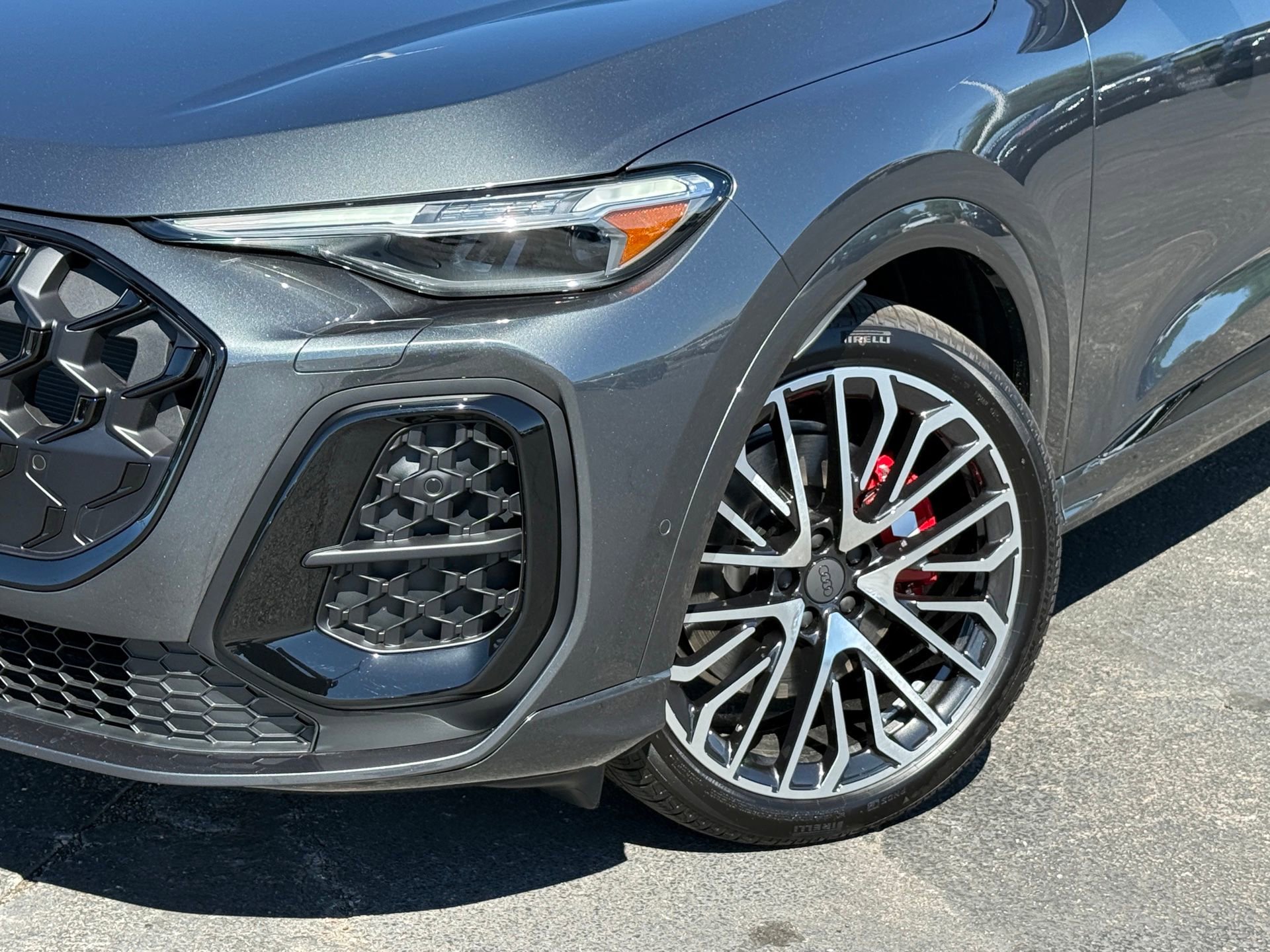 New 2026 Audi SQ5 Premium Plus image 4