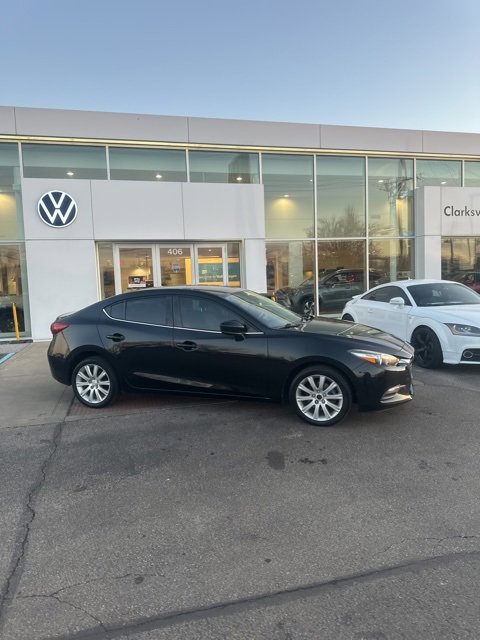 Used 2018 MAZDA MAZDA3 Touring image 3