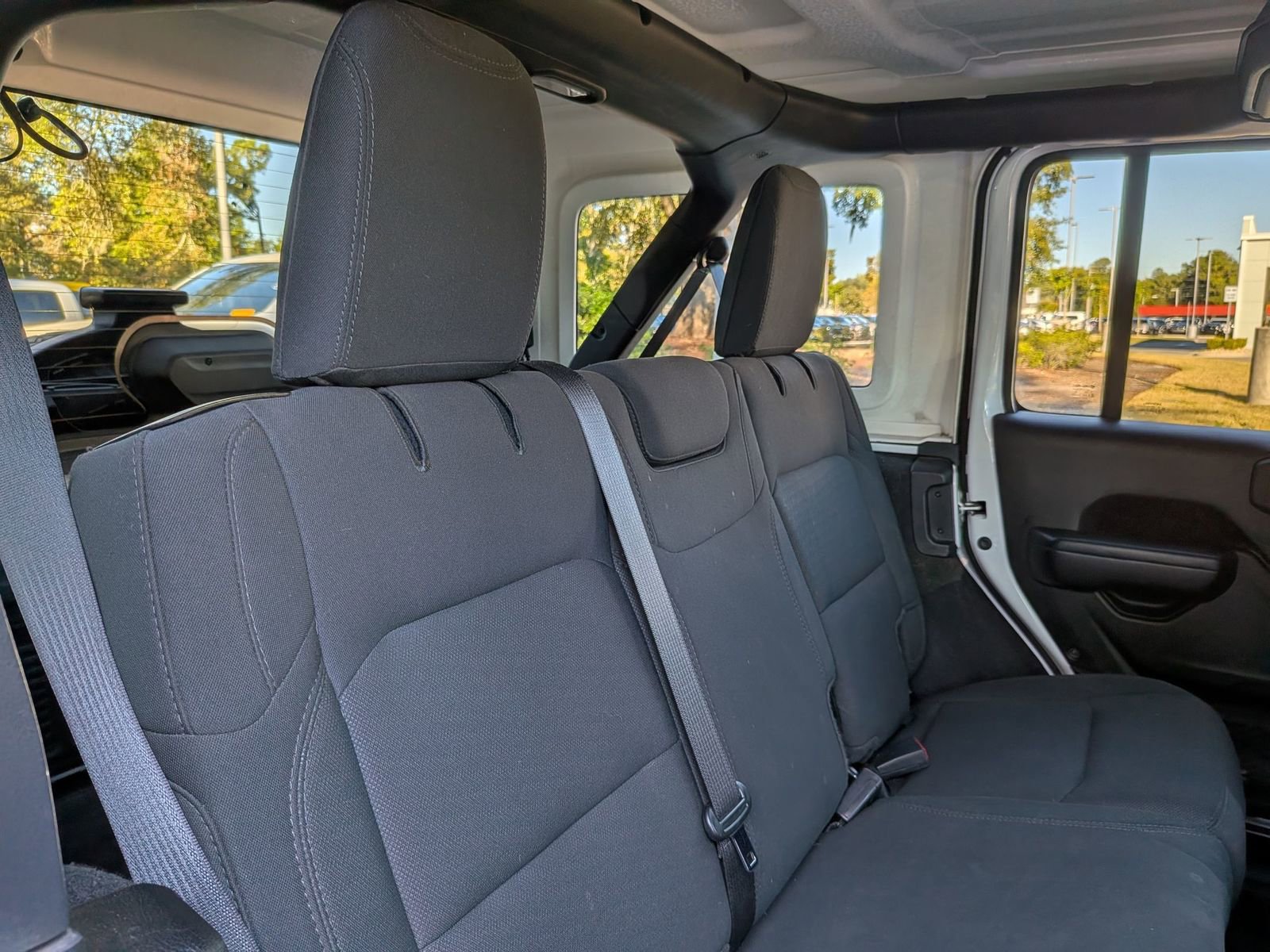 Used 2021 Jeep Wrangler Unlimited Sport AWD/4WD image 30