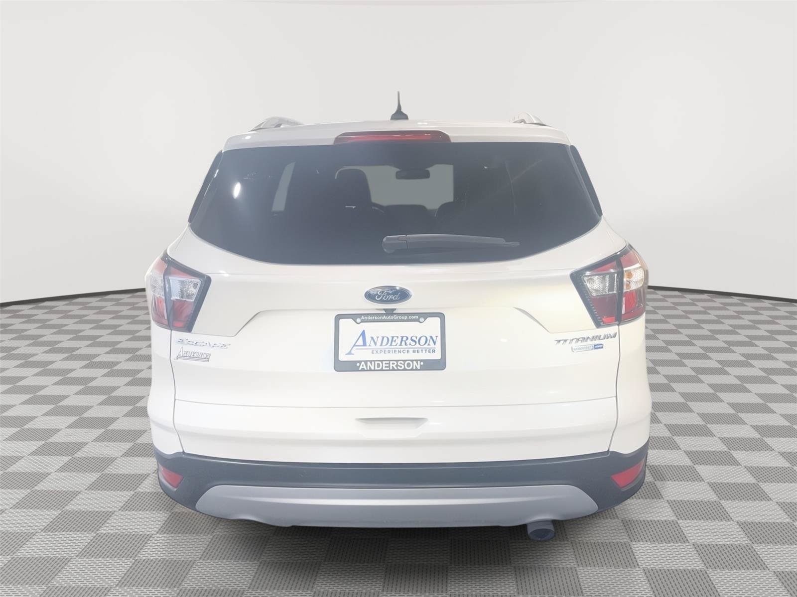 Used 2018 Ford Escape Titanium w/ Ford Safe & Smart Package AWD/4WD image 8