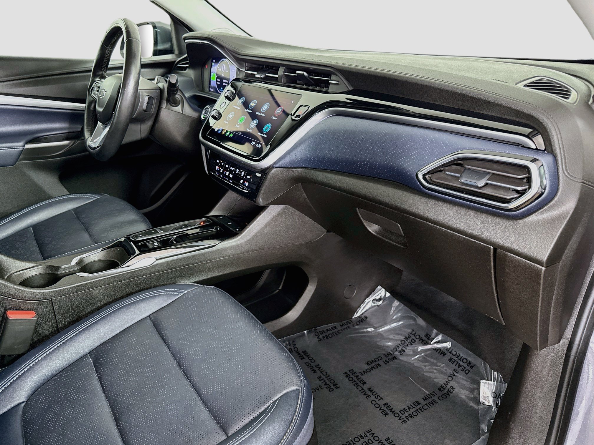 Used 2023 Chevrolet Bolt EUV Premier w/ Super Cruise Package FWD image 30