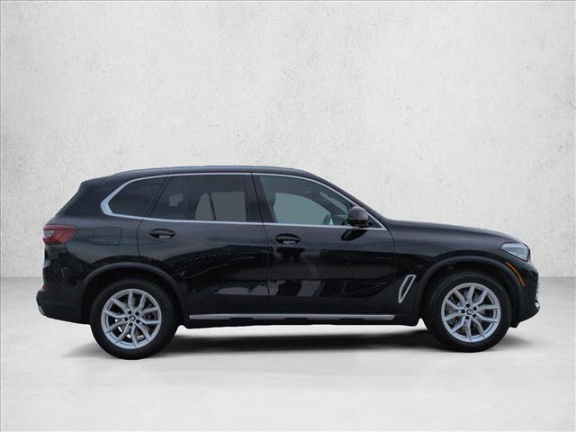 Used 2023 BMW X5 xDrive40i w/ Premium Package AWD/4WD image 4
