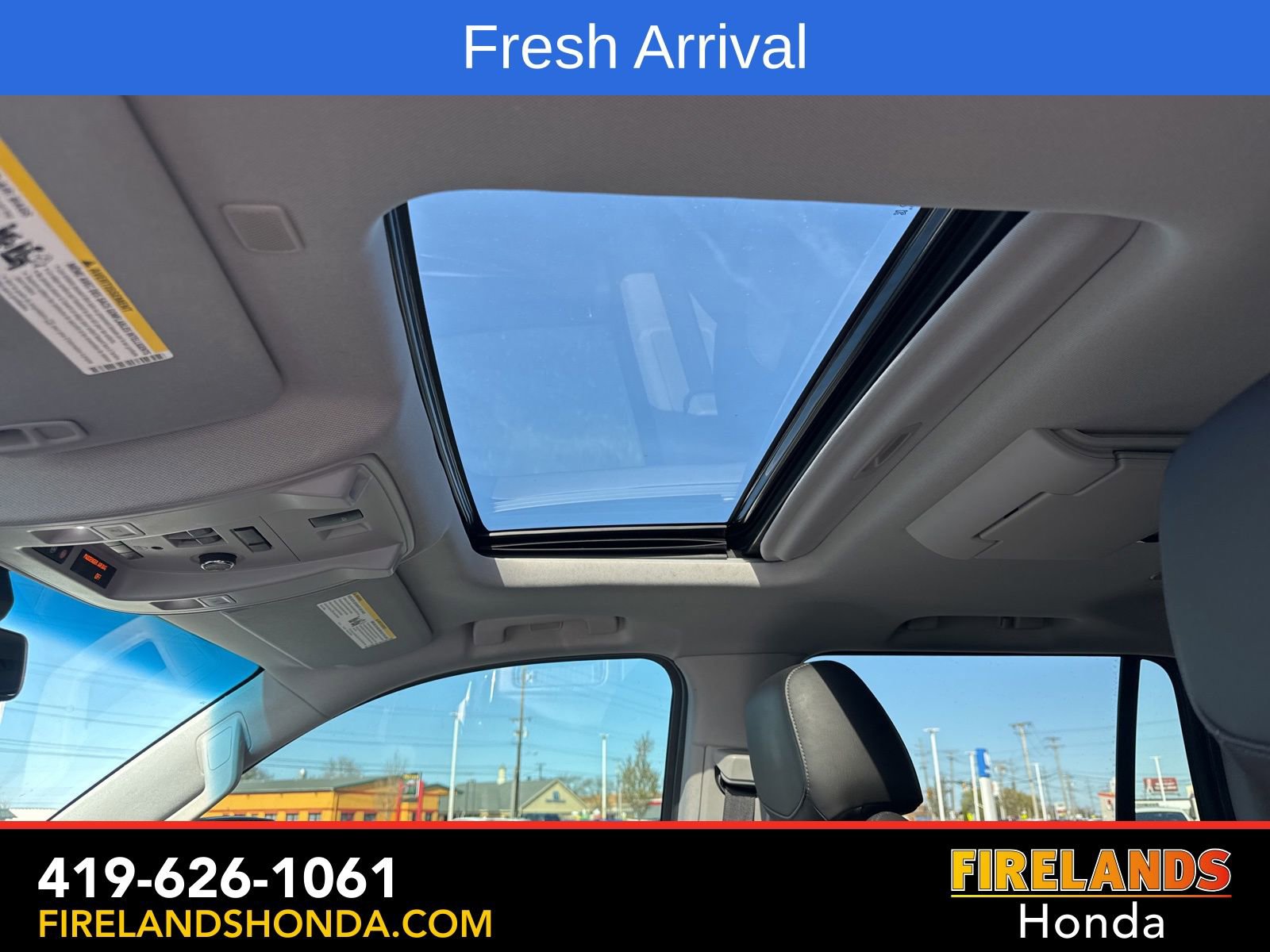 Used 2019 Cadillac Escalade Premium Luxury w/ LPO, Radiant Package image 32