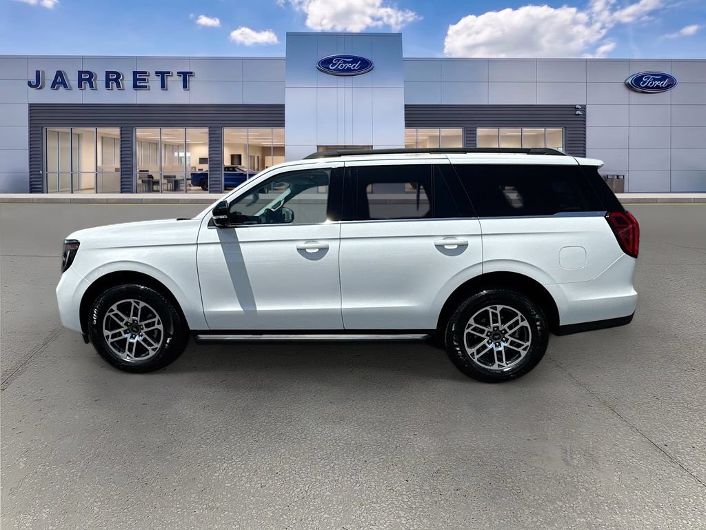 New 2026 Ford Expedition Active RWD image 4