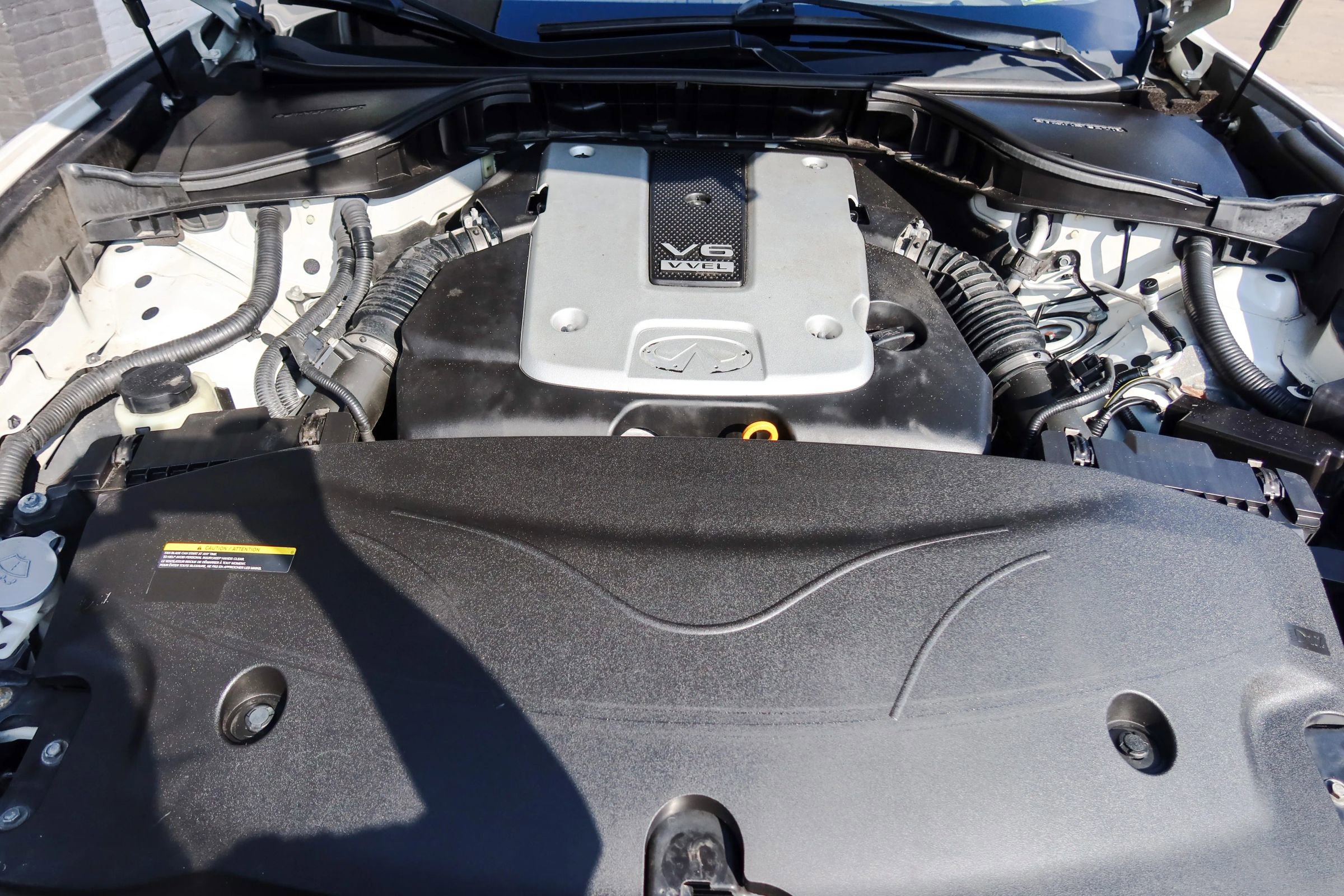 Used 2015 INFINITI Q70 3.7 image 29