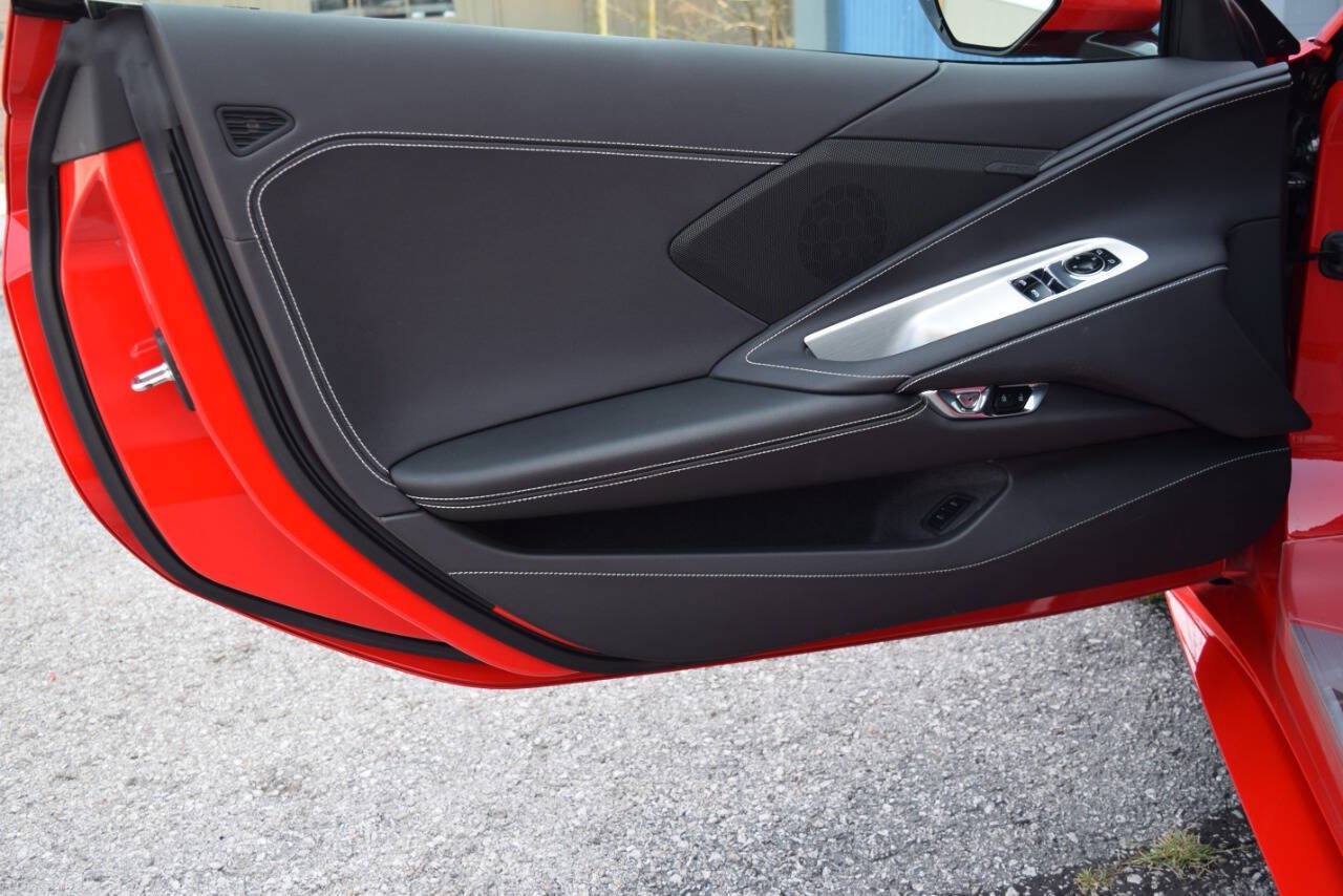 Used 2025 Chevrolet Corvette Stingray Coupe w/ Z51 Performance Package RWD image 30