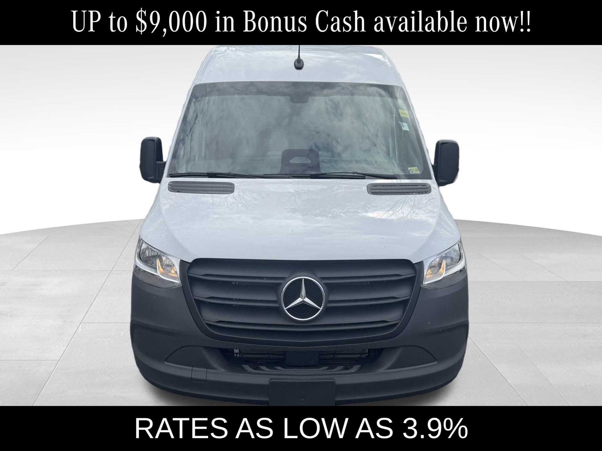 New 2025 Mercedes-Benz Sprinter 4500 image 2