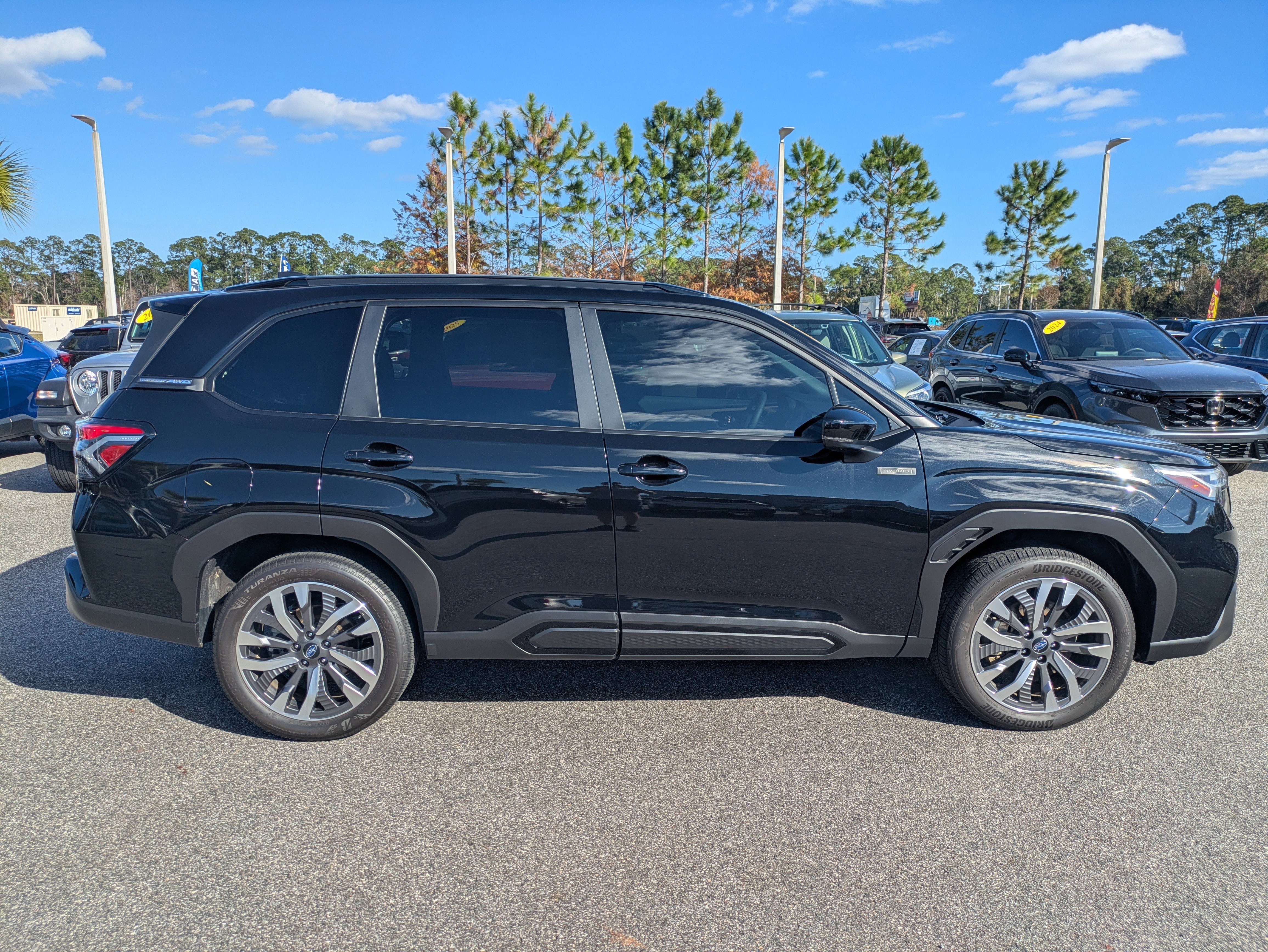 Certified 2025 Subaru Forester Touring AWD/4WD image 3