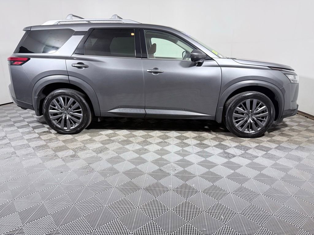 Used 2022 Nissan Pathfinder SL w/ SL Premium Package AWD/4WD image 7