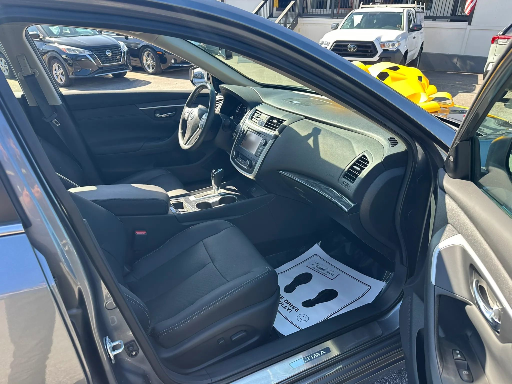 Used 2016 Nissan Altima 2.5 SL w/ 2.5 Technology Package image 12