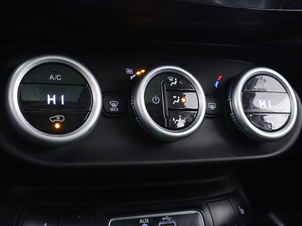 Used 2017 FIAT 500X Trekking AWD/4WD image 24