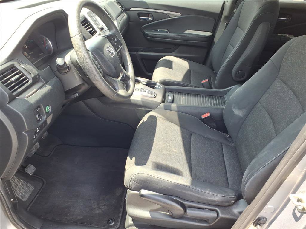 Used 2020 Honda Passport Sport image 11