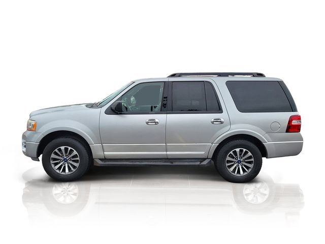 Used 2017 Ford Expedition XLT w/ Equipment Group 201A AWD/4WD image 4